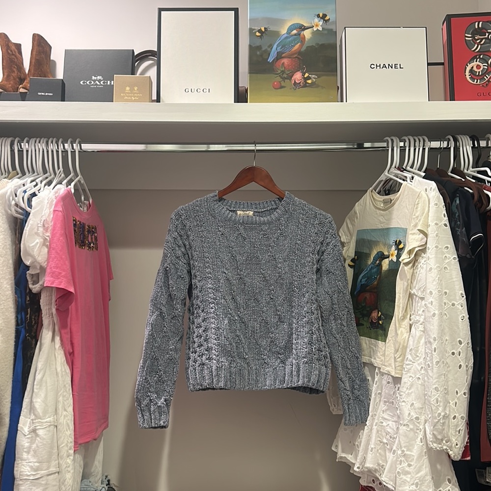 Women’s Small Blue sweater